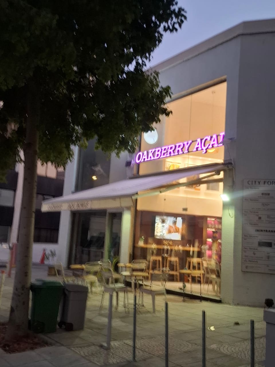 Oakberry in Nicosia