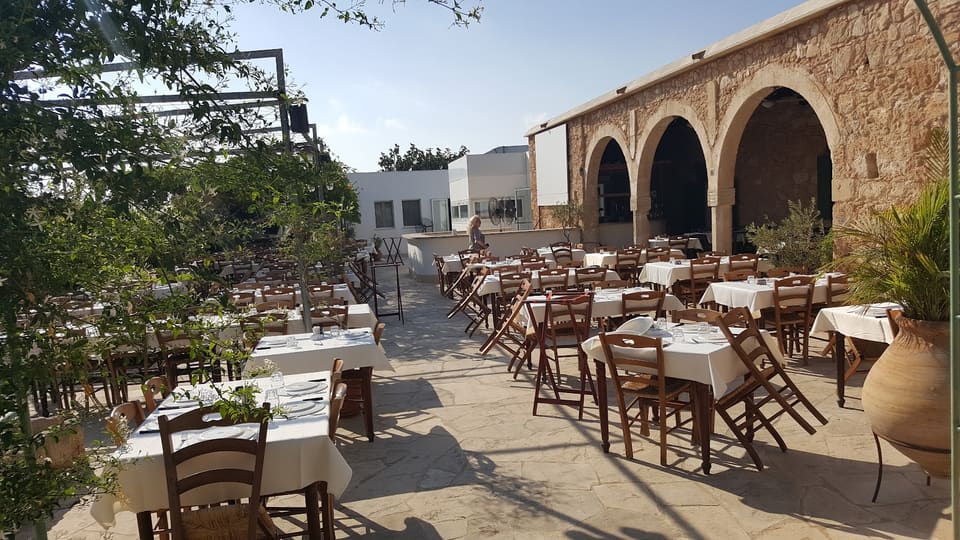 Mousikos Taverna in Sotira Mağusa