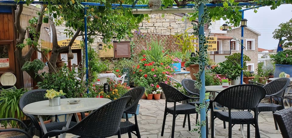 Stafilaris Coffee Shop in Larnaca
