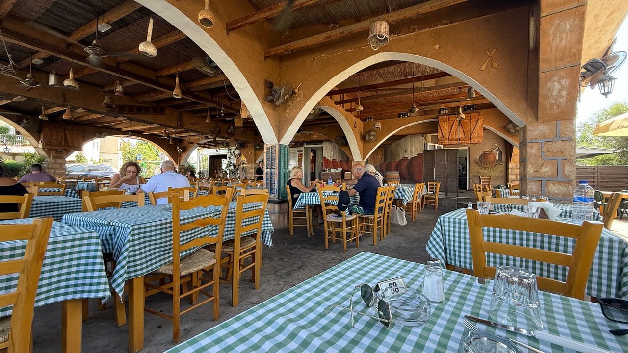 Costaris Restaurant