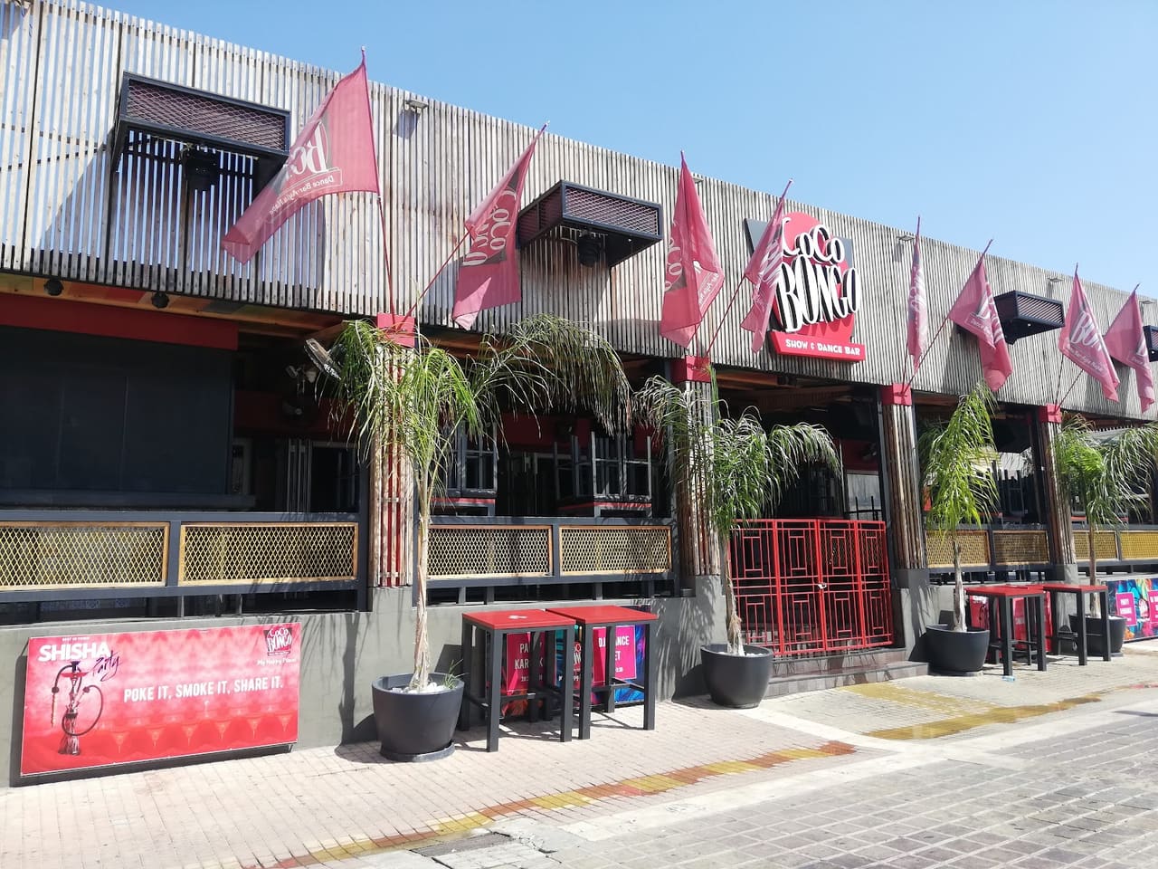 LOCO BONGO DANCE BAR