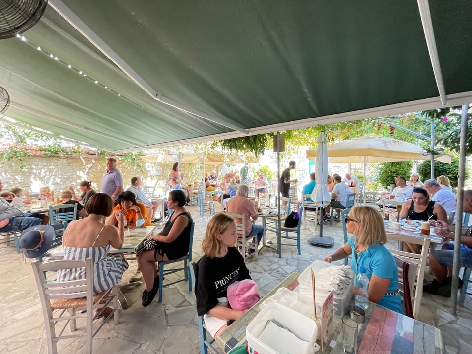 Coffee Yard Cafe-Restaurant in Yukarı Lefkara