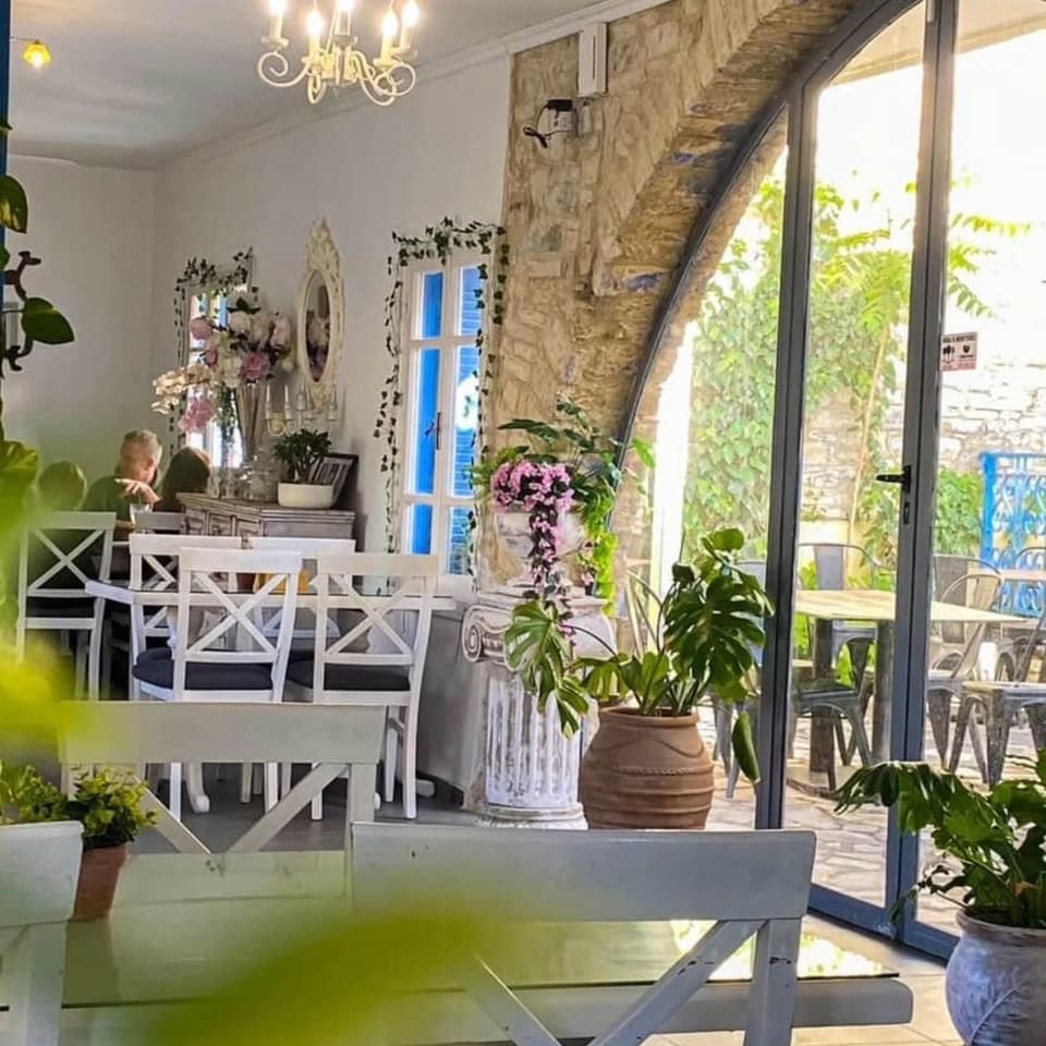 Da Vinci's Garden in Yukarı Lefkara