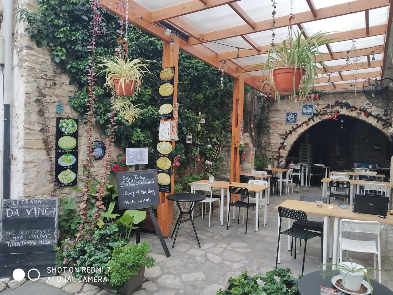 Lefkara Da Vinci Pizzaria & Cafe