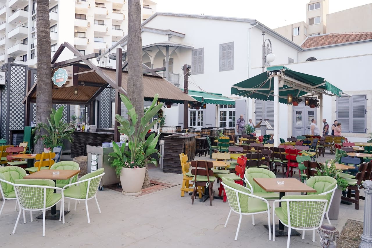Royal Ris Restaurant - Margarita Bar & Mexican Restaurant
