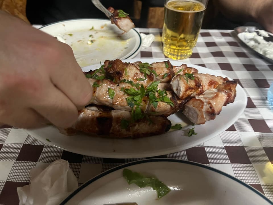 "To magazaki tou Giannou" Tavern in Egkomi Lefkosias