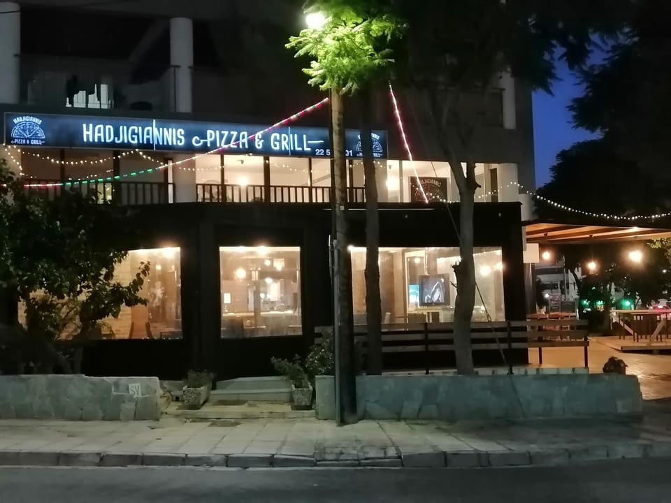 HADJIGIANNIS PIZZA & GRILL & COFFEE CORNER LATSIA in Nicosia