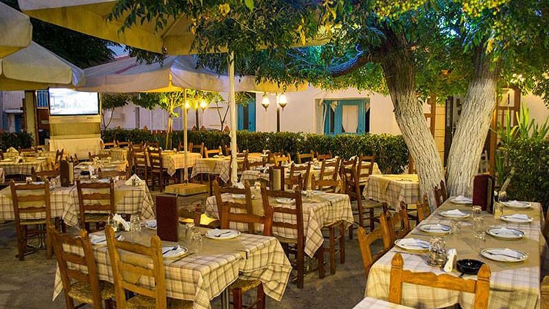 Plaka Tavern in Egkomi Lefkosias