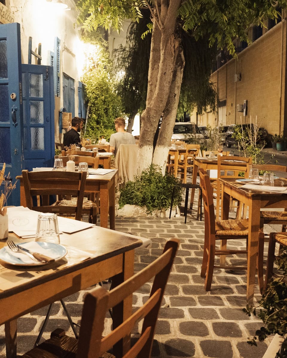 Tsipouraki Mezedaki in Nicosia