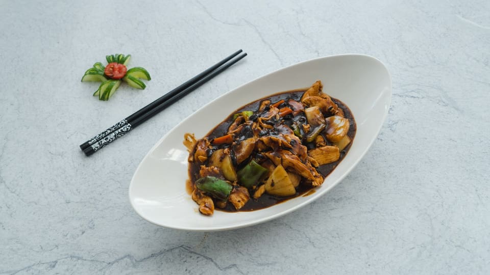 Uncle Wu Chinese Cuisine Lakatamia in Lakatameia