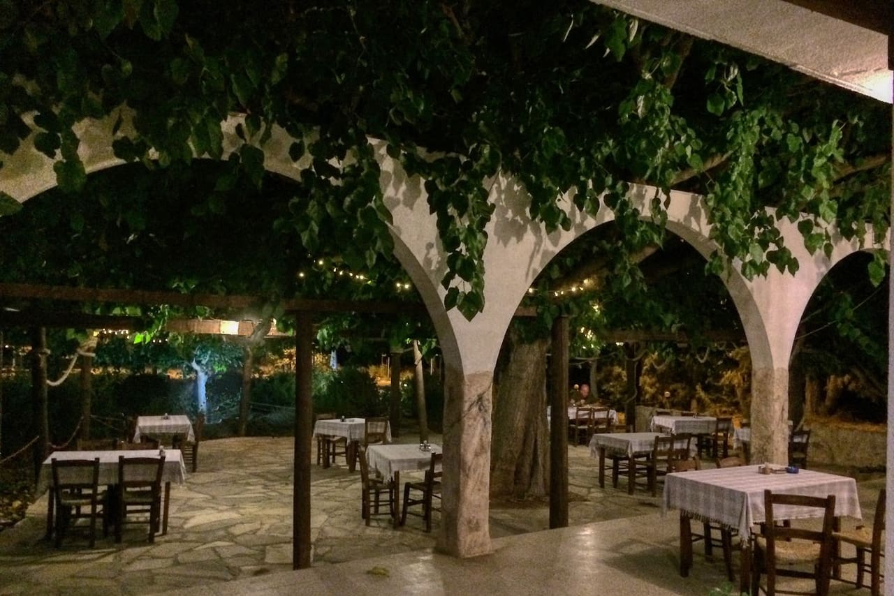Kasparis Tavern