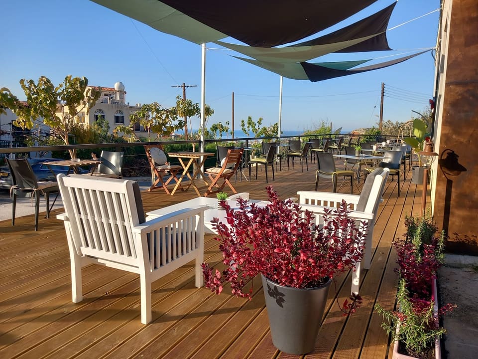 La Casa Gin Garden in Paphos