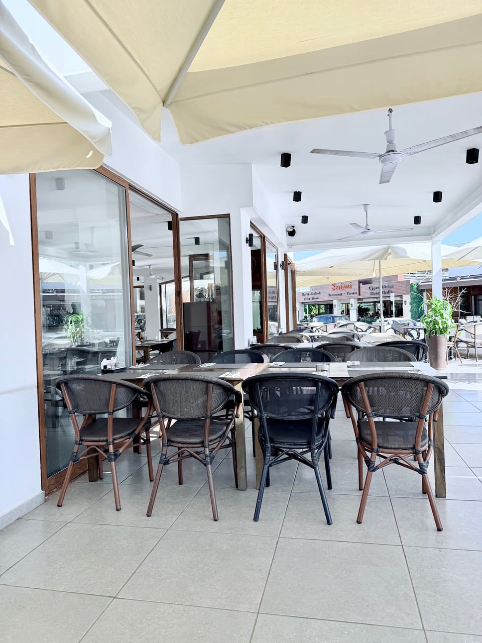 Lekanto Restaurant Coral Bay in Paphos