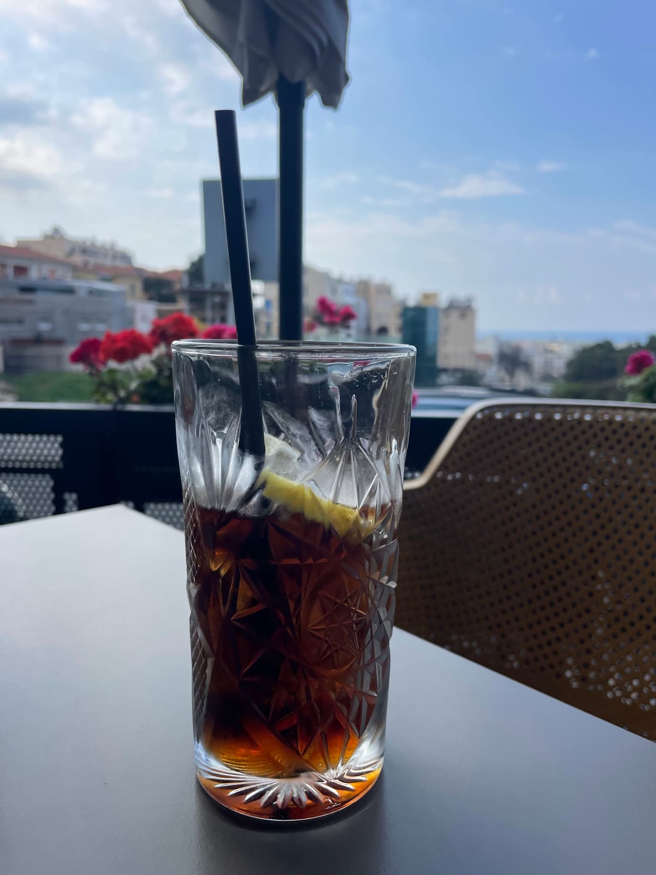 Piedra All Day Cafe Lounge Bar.